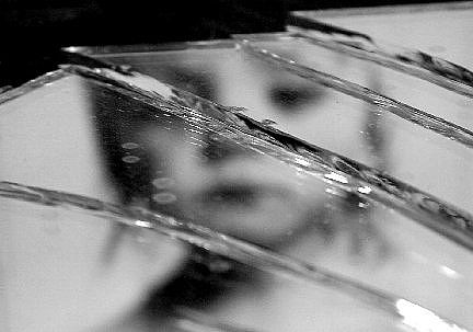 broken-mirror